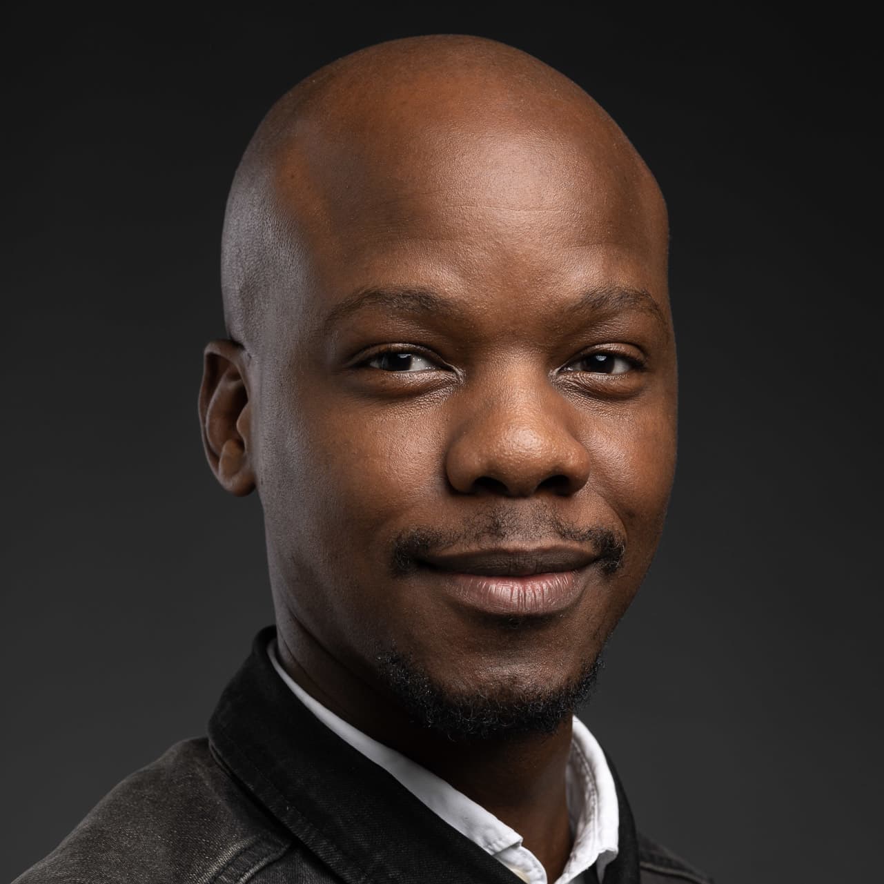 Siyasanga Mtshokotsha - Full Stack Software Engineer