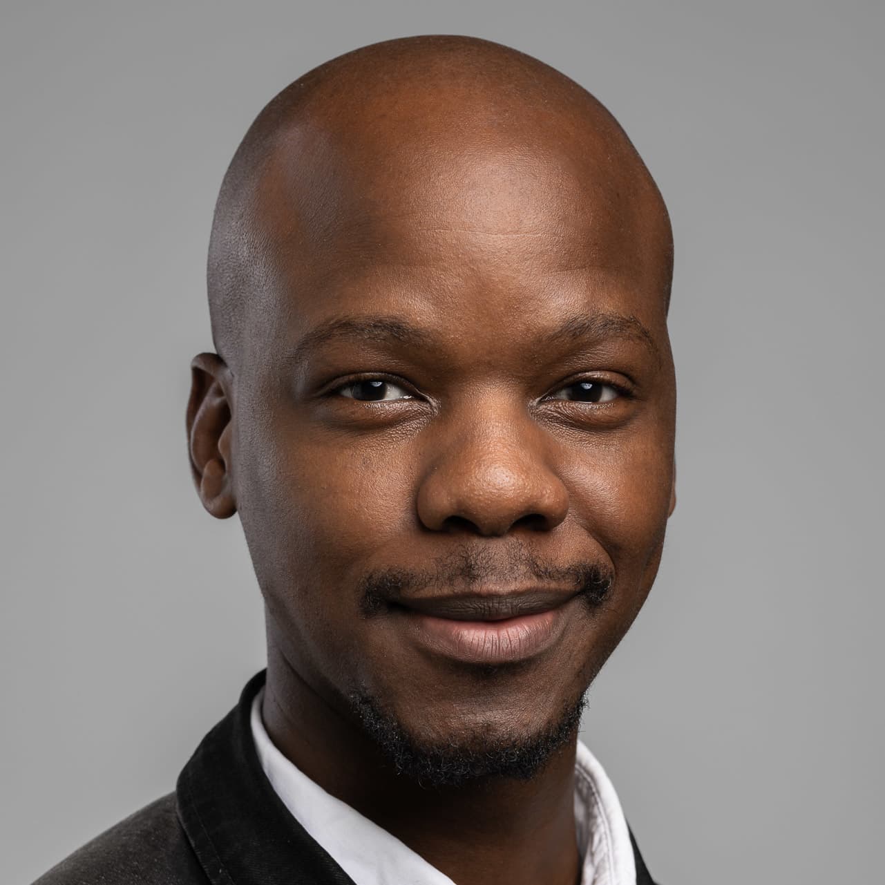 Siyasanga Mtshokotsha - Full Stack Software Engineer